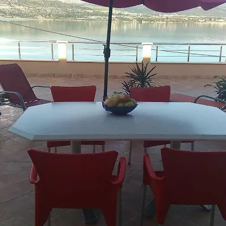 Marin I Vinka Apartment Trogir Exterior photo
