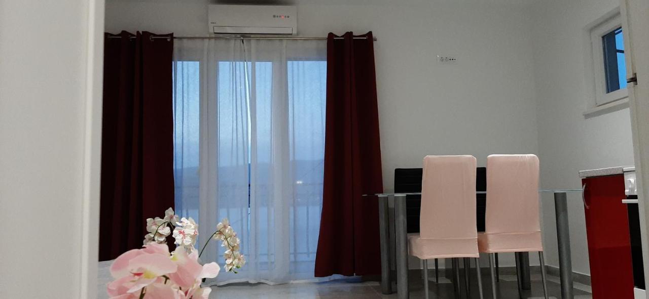 Apartment Marin I Vinka *